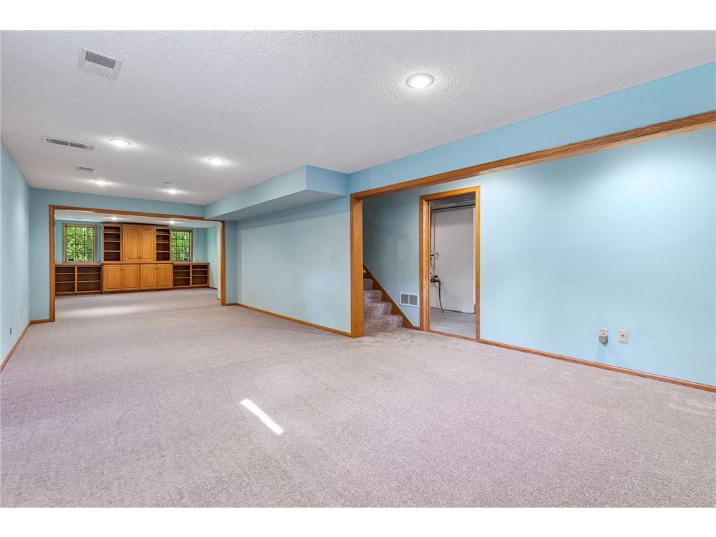 1933 Charlton Street West Saint Paul MN 55118 7081218 image32