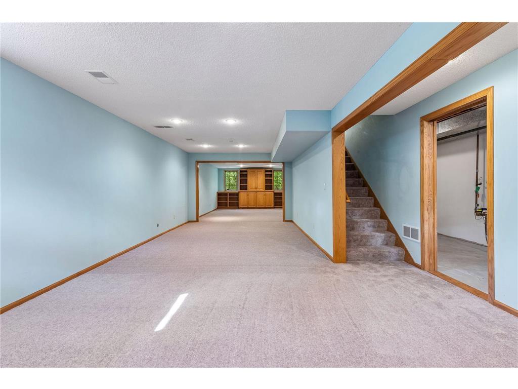 1933 Charlton Street West Saint Paul MN 55118 7081218 image33