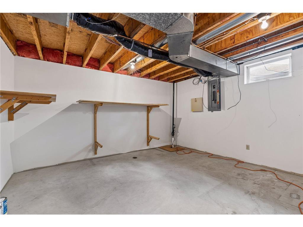 1933 Charlton Street West Saint Paul MN 55118 7081218 image37