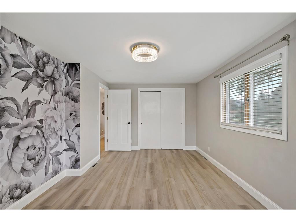 1933 Davis Court Shakopee MN 55379 6792343 image30