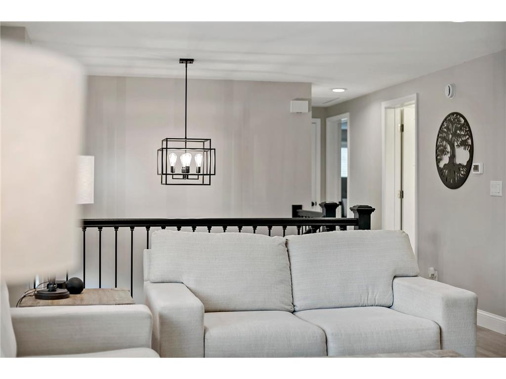 1933 Davis Court Shakopee MN 55379 6792343 image49