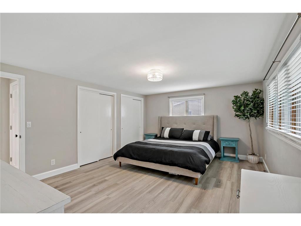 1933 Davis Court Shakopee MN 55379 7049188 image24