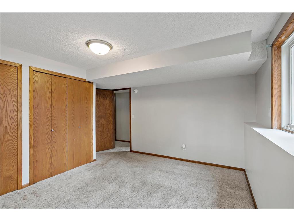 1933 Davis Court Shakopee MN 55379 7049188 image41
