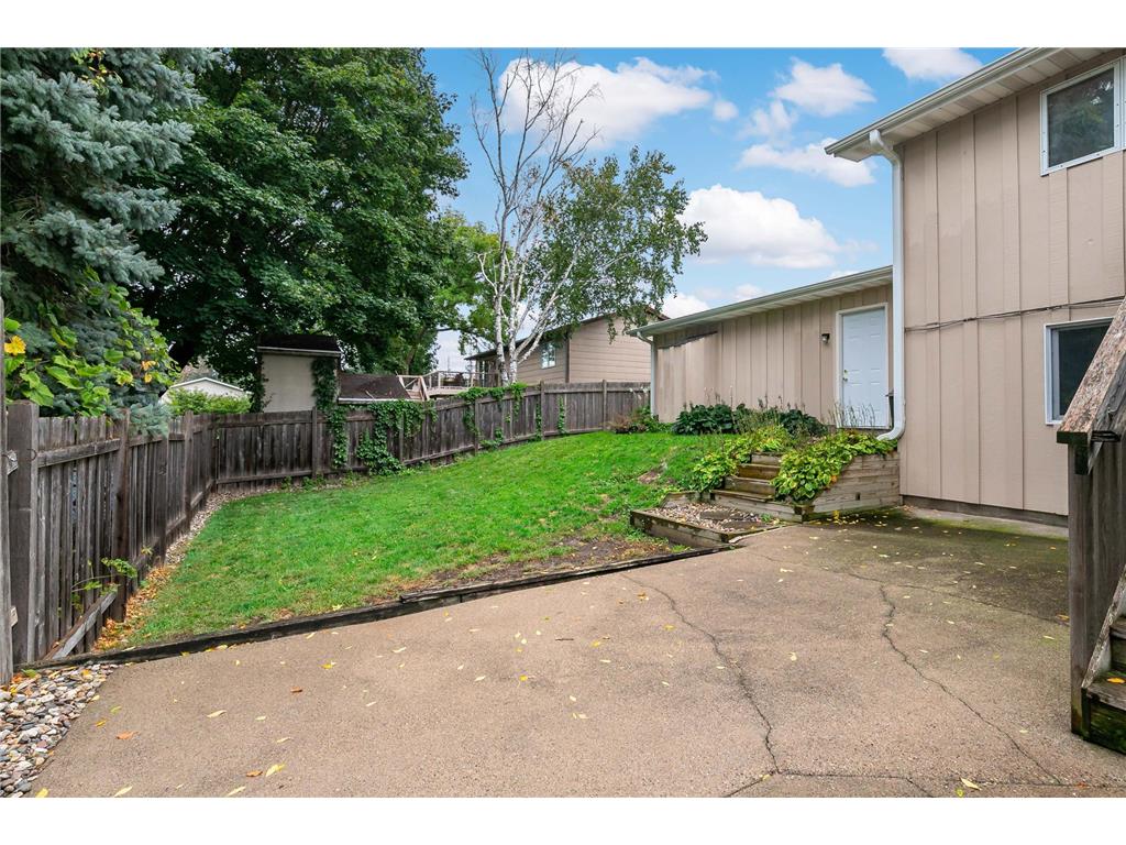 1933 Davis Court Shakopee MN 55379 7049188 image58