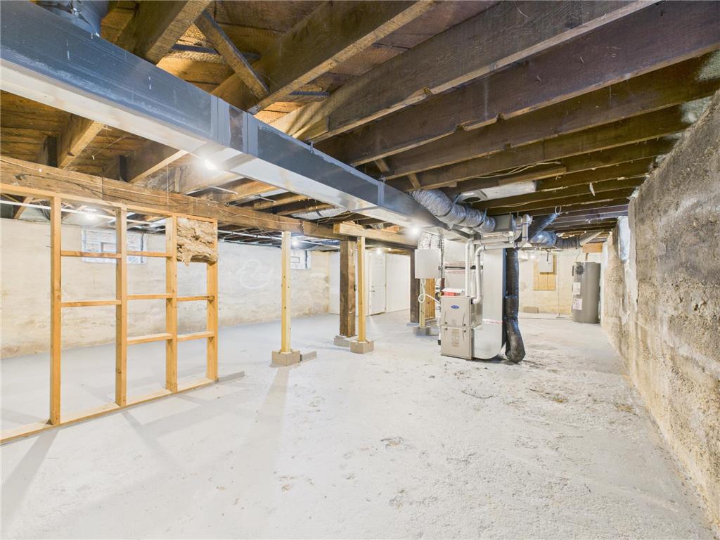 1933 Hillside Avenue N Minneapolis MN 55411 6821673 image14