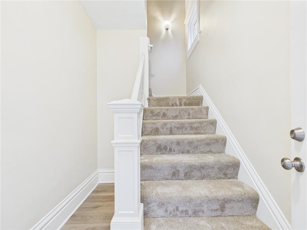 1933 Hillside Avenue N Minneapolis MN 55411 6821673 image16