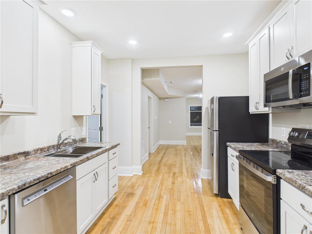 1933 Hillside Avenue N Minneapolis MN 55411 6821673 image17