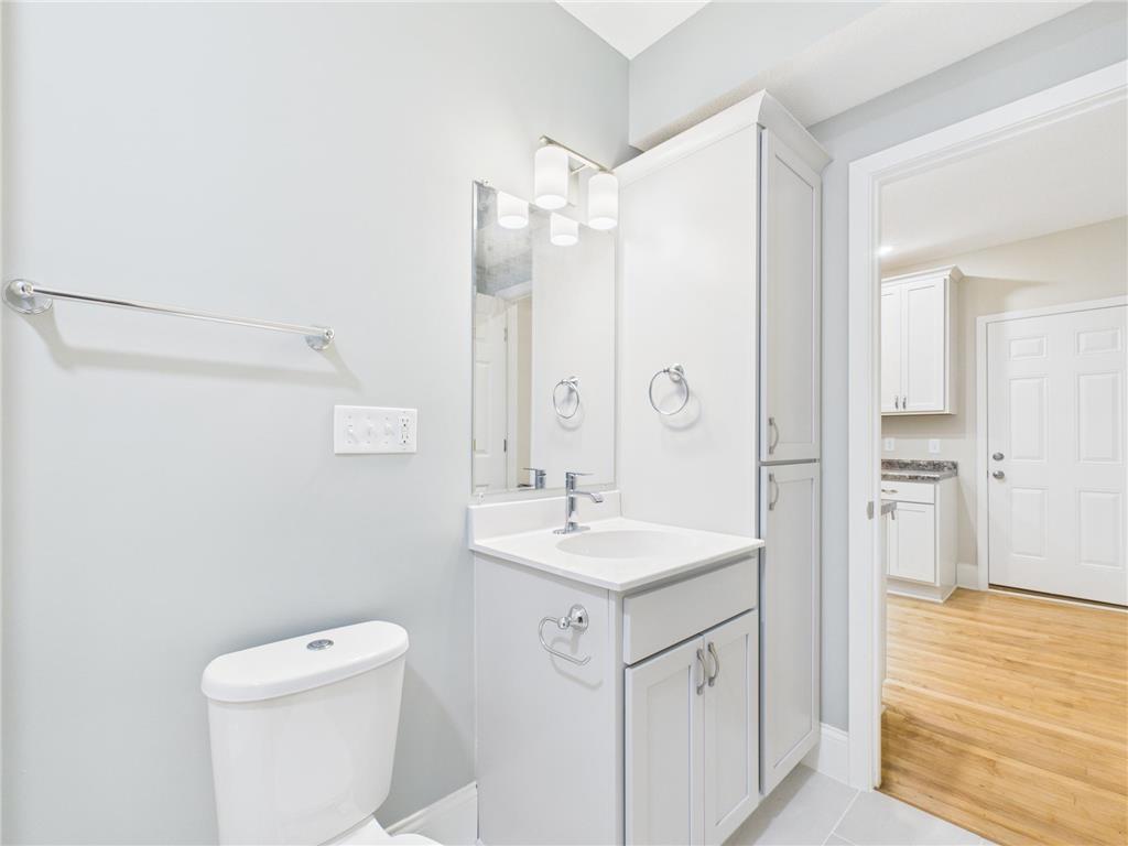 1933 Hillside Avenue N Minneapolis MN 55411 6821673 image19