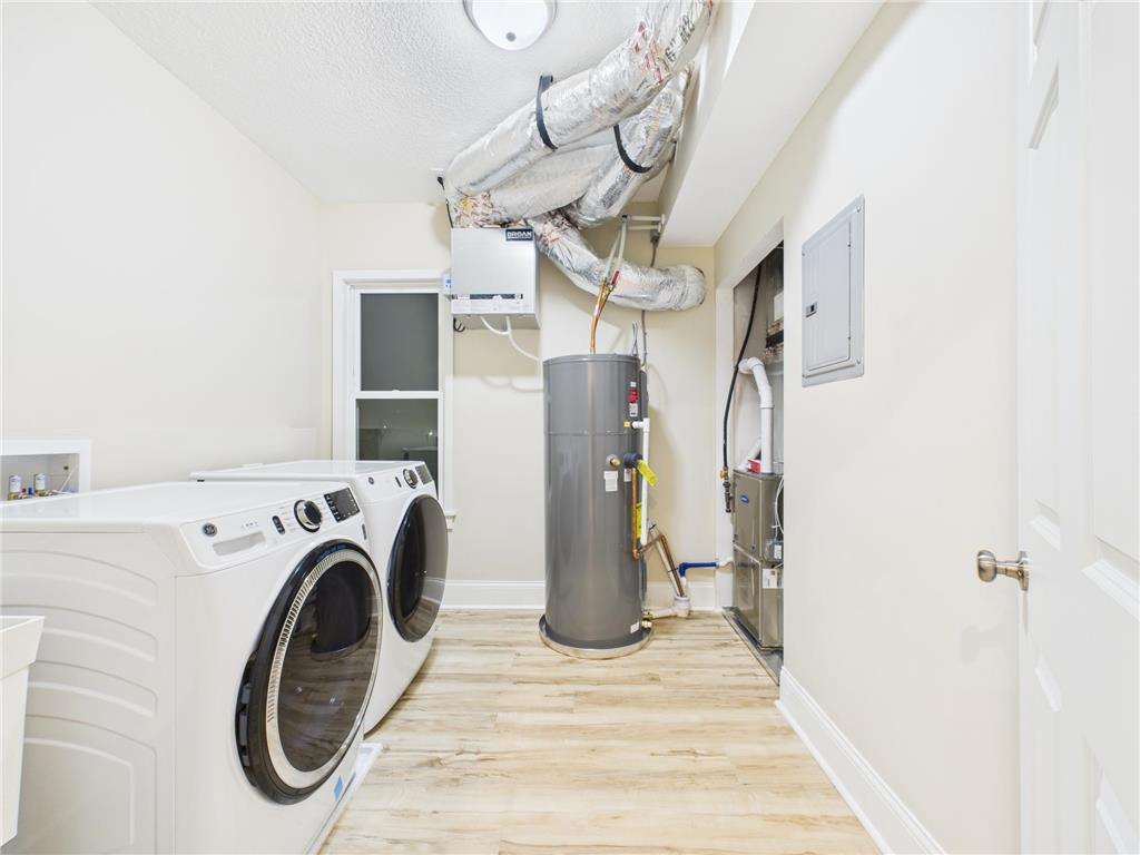 1933 Hillside Avenue N Minneapolis MN 55411 6821673 image20