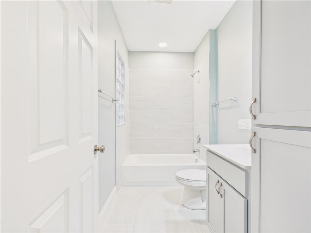 1933 Hillside Avenue N Minneapolis MN 55411 6821673 image4