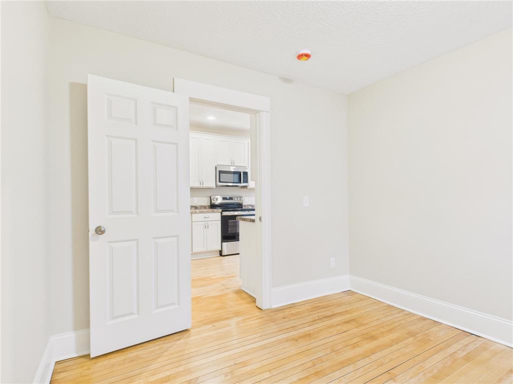 1933 Hillside Avenue N Minneapolis MN 55411 6821673 image6