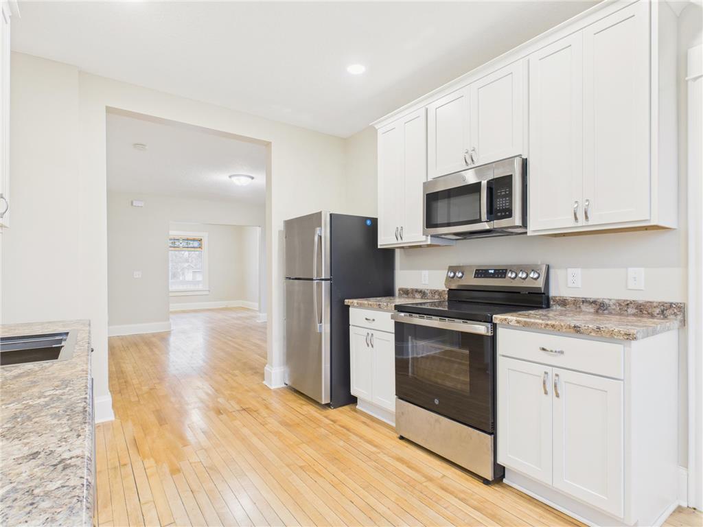 1933 Hillside Avenue N Minneapolis MN 55411 6821673 image9