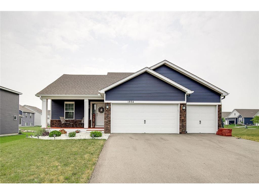 1934 Meridian Curve, Carver, MN 55315 MLS 6395773 Edina Realty