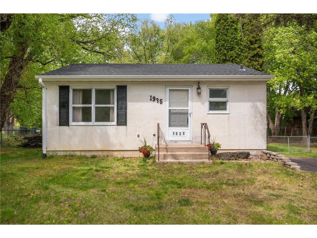 1935 55th Street E Inver Grove Heights MN 55077 7069757 image1