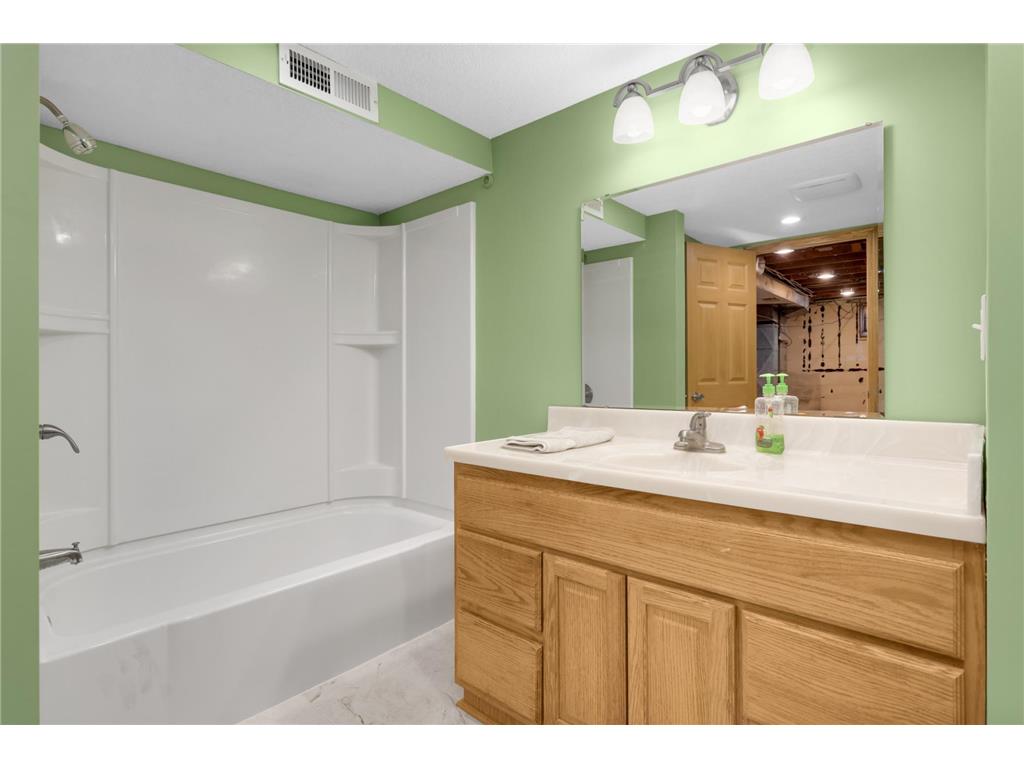 1935 55th Street E Inver Grove Heights MN 55077 7069757 image16