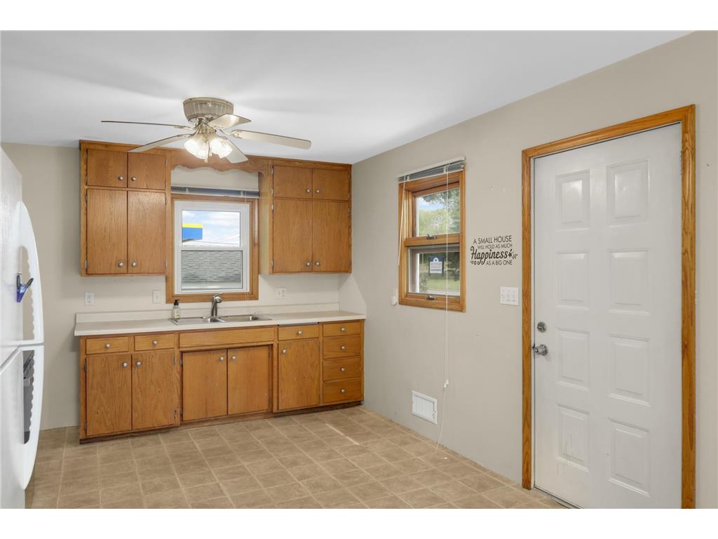 1935 55th Street E Inver Grove Heights MN 55077 7069757 image6