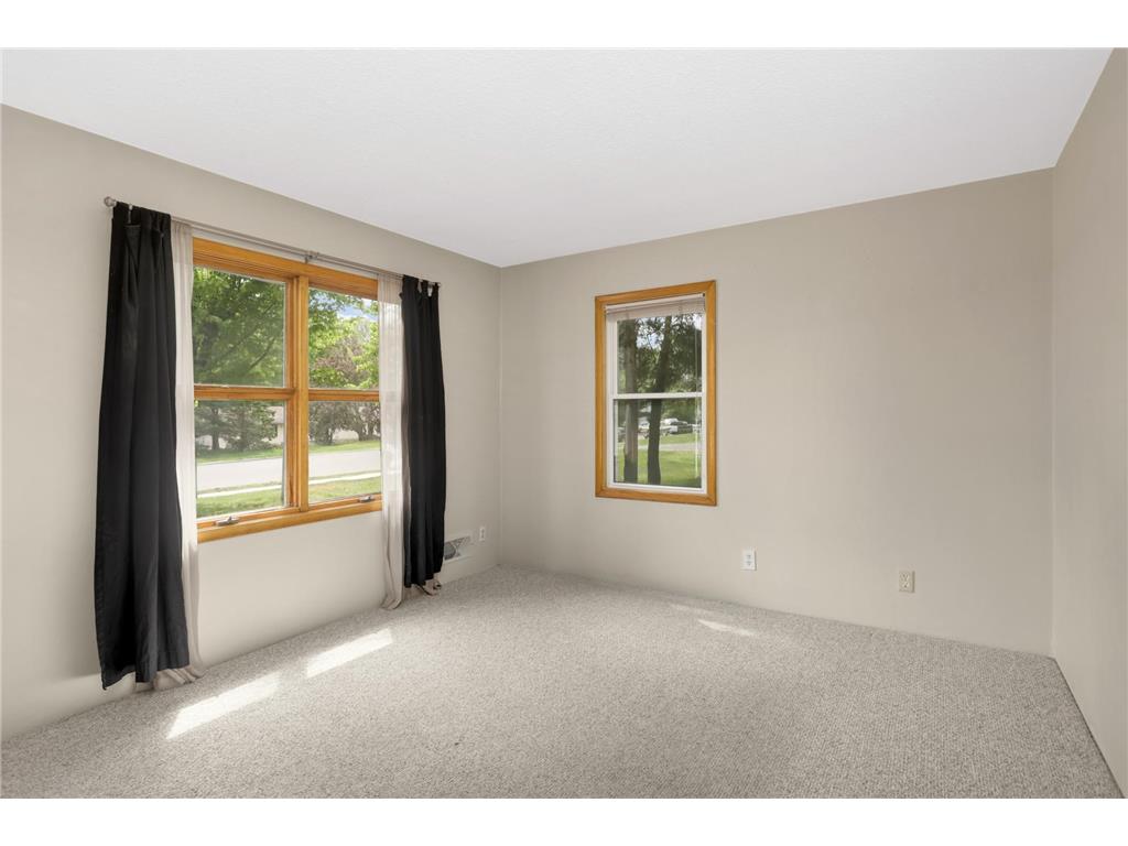 1935 55th Street E Inver Grove Heights MN 55077 7069757 image8