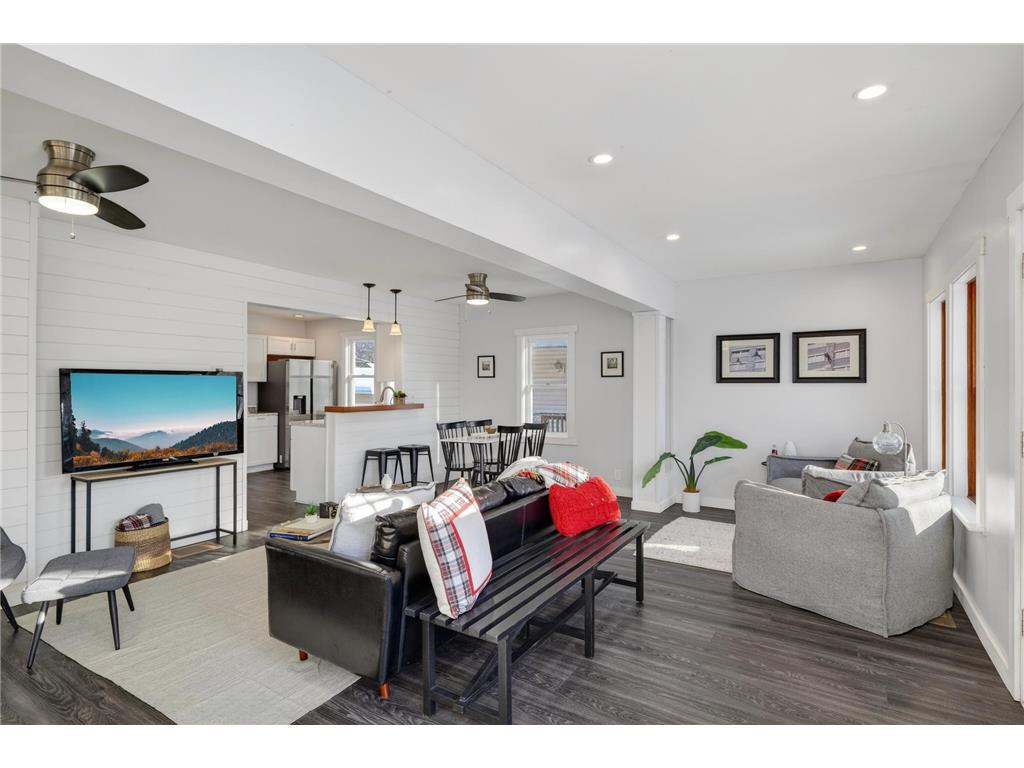 1935 Fremont Avenue E Saint Paul MN 55119 6825096 image1