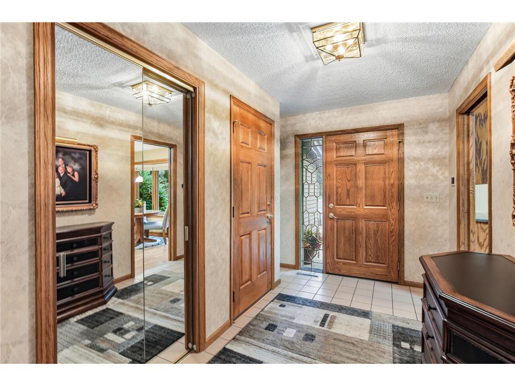 1935 Humboldt Avenue West Saint Paul MN 55118 7072620 image3