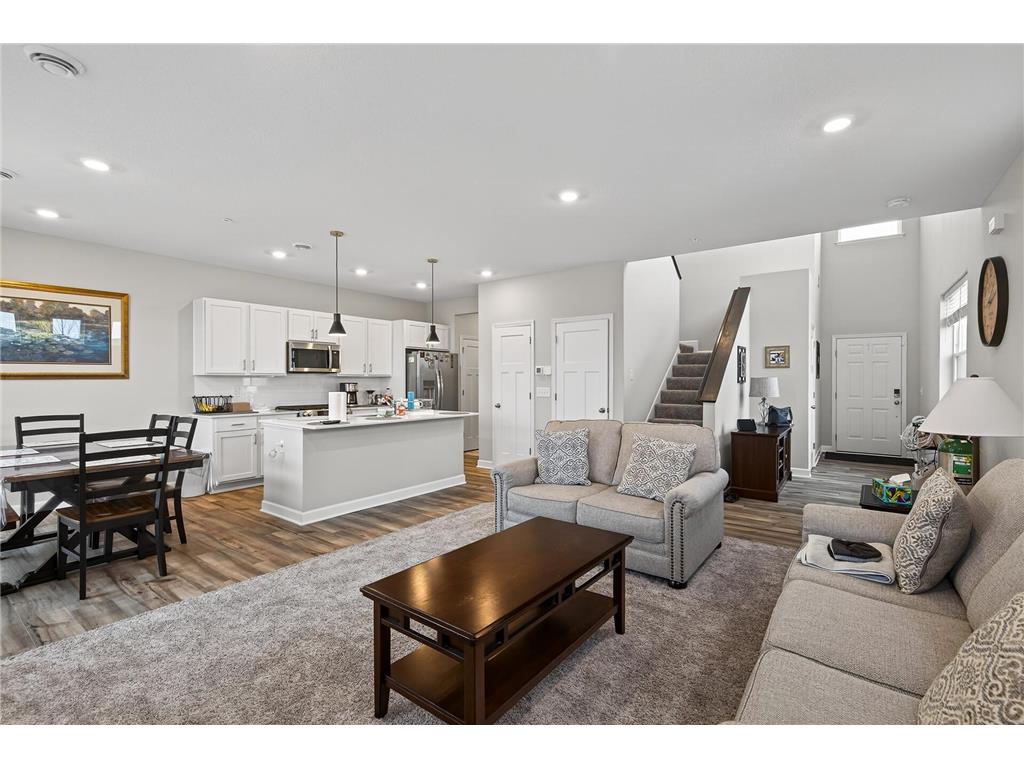 1935 Prospect Lane Carver MN 55315 7003341 image6