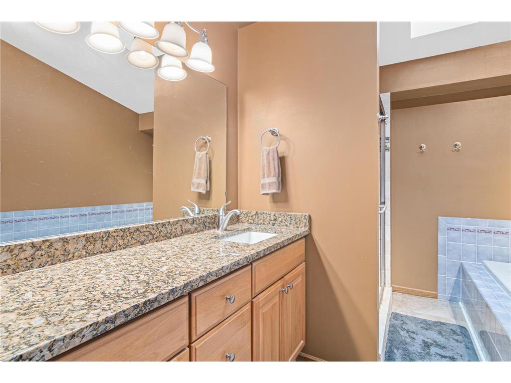 1936 121st Avenue NE Blaine MN 55449 7064977 image11