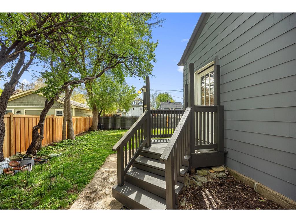 1936-1938 Roblyn Avenue Saint Paul MN 55104 7041589 image39
