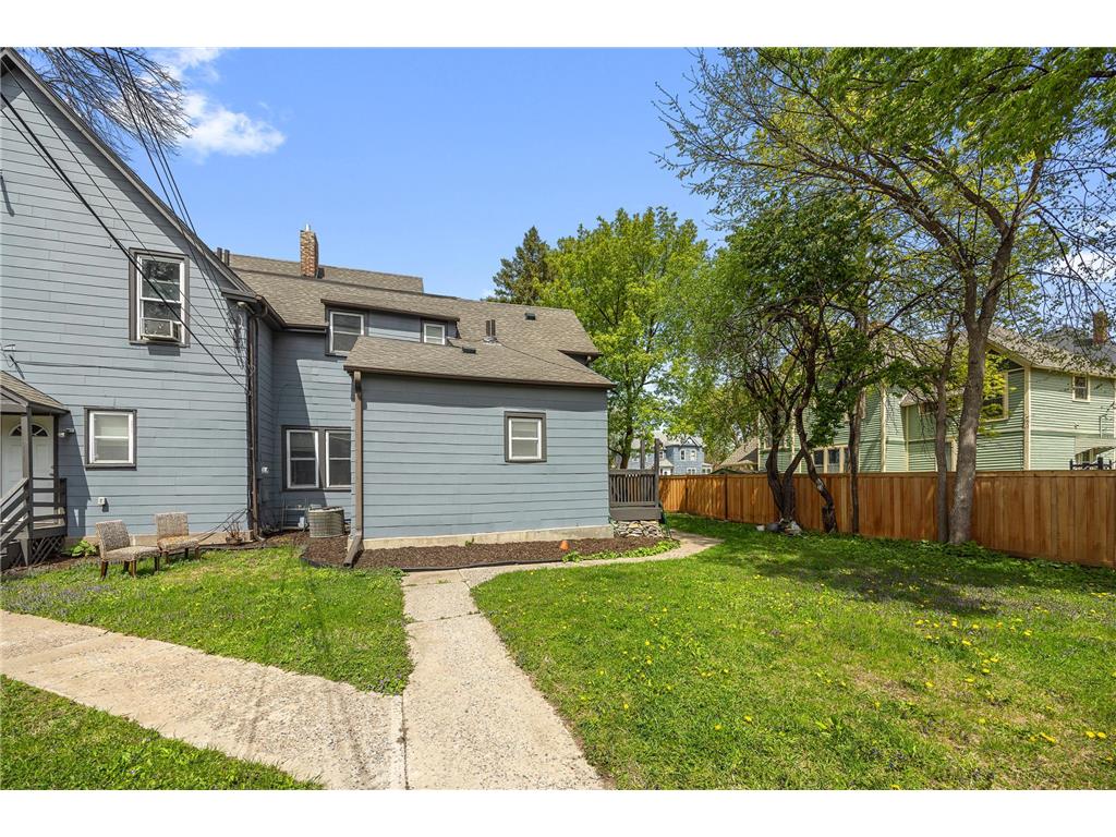1936-1938 Roblyn Avenue Saint Paul MN 55104 7041589 image42