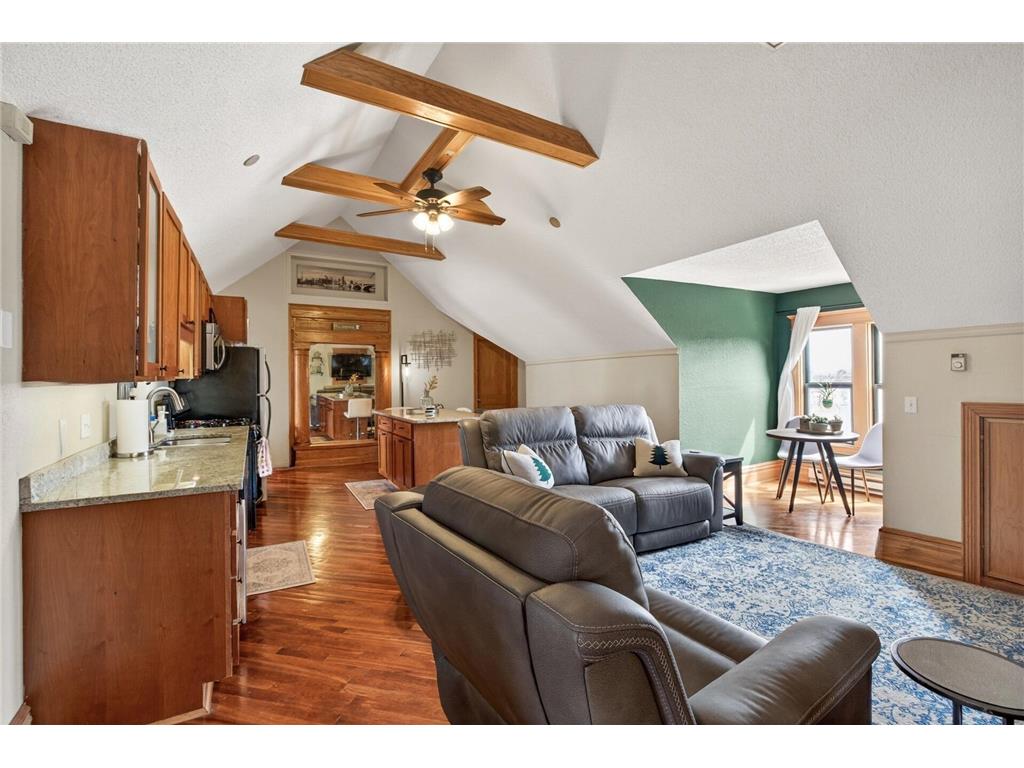 1936 Aldrich Avenue S #E301 Minneapolis MN 55403 7050149 image1