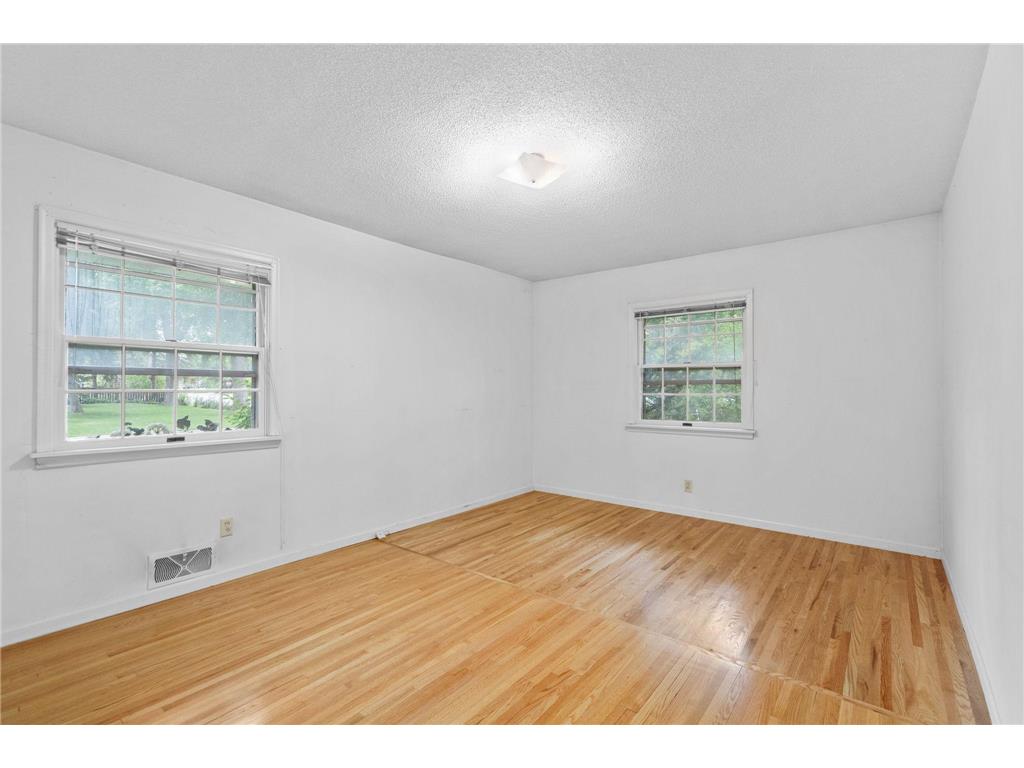 1937 Autumn Street Falcon Heights MN 55113 7070898 image23