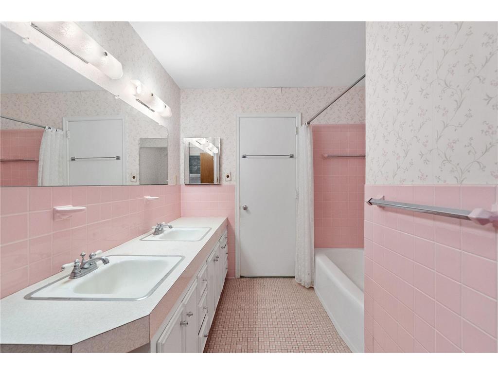 1937 Autumn Street Falcon Heights MN 55113 7070898 image27