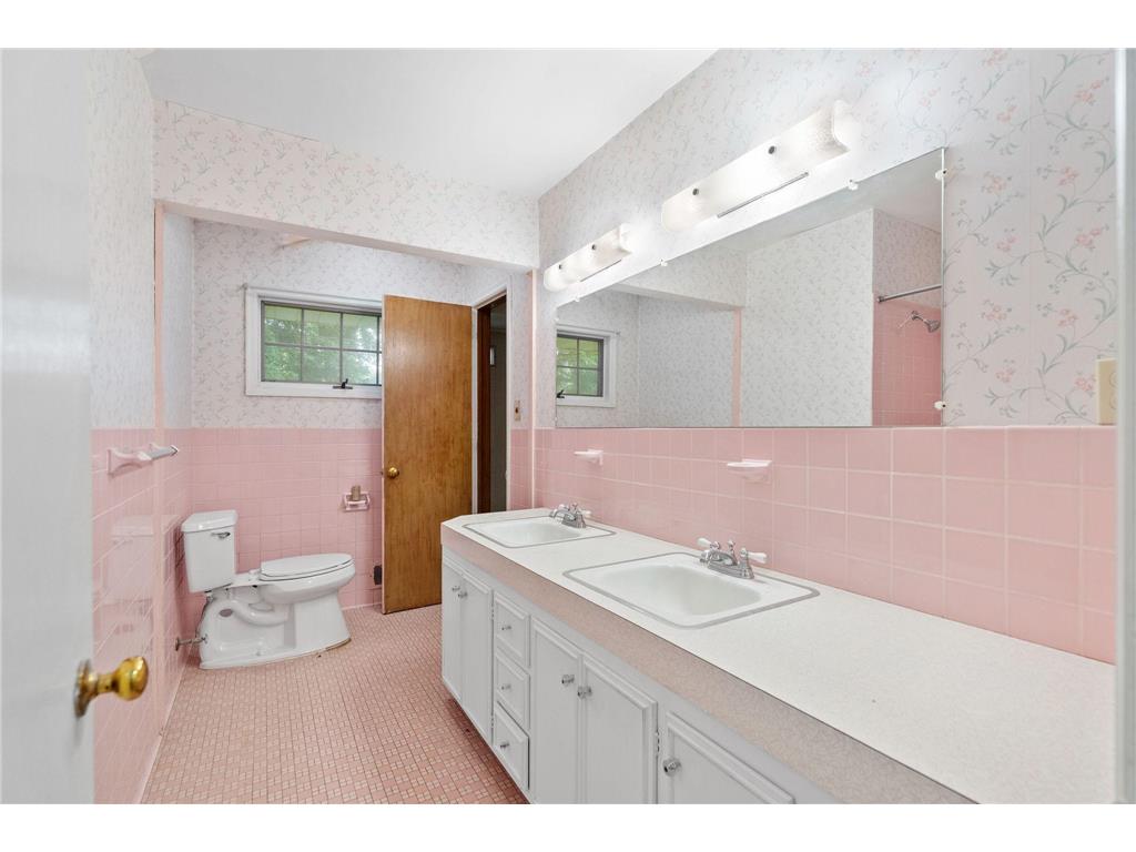 1937 Autumn Street Falcon Heights MN 55113 7070898 image28