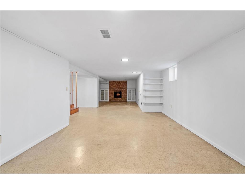 1937 Autumn Street Falcon Heights MN 55113 7070898 image34