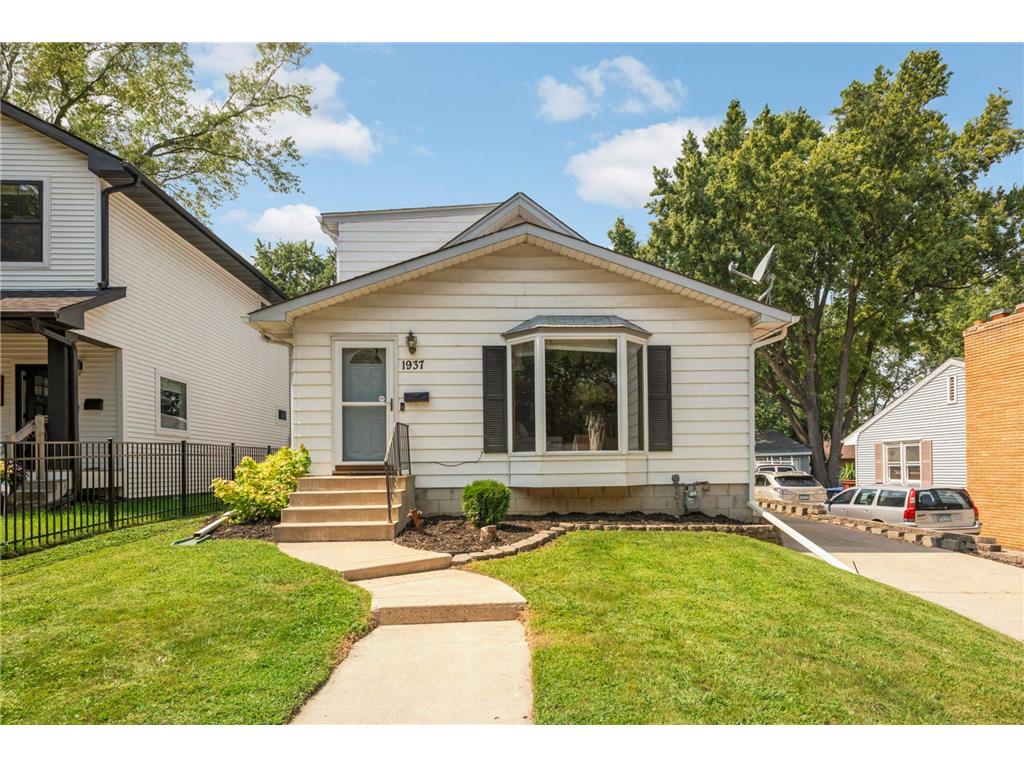 1937 Eustis Street Lauderdale MN 55113 6603761 image1