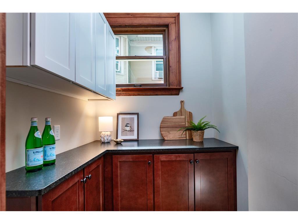 1937 Selby Avenue Saint Paul MN 55104 7089534 image20