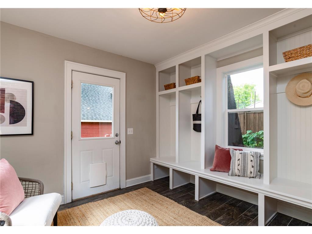 1937 Selby Avenue Saint Paul MN 55104 7089534 image22