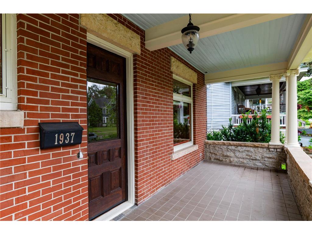 1937 Selby Avenue Saint Paul MN 55104 7089534 image4