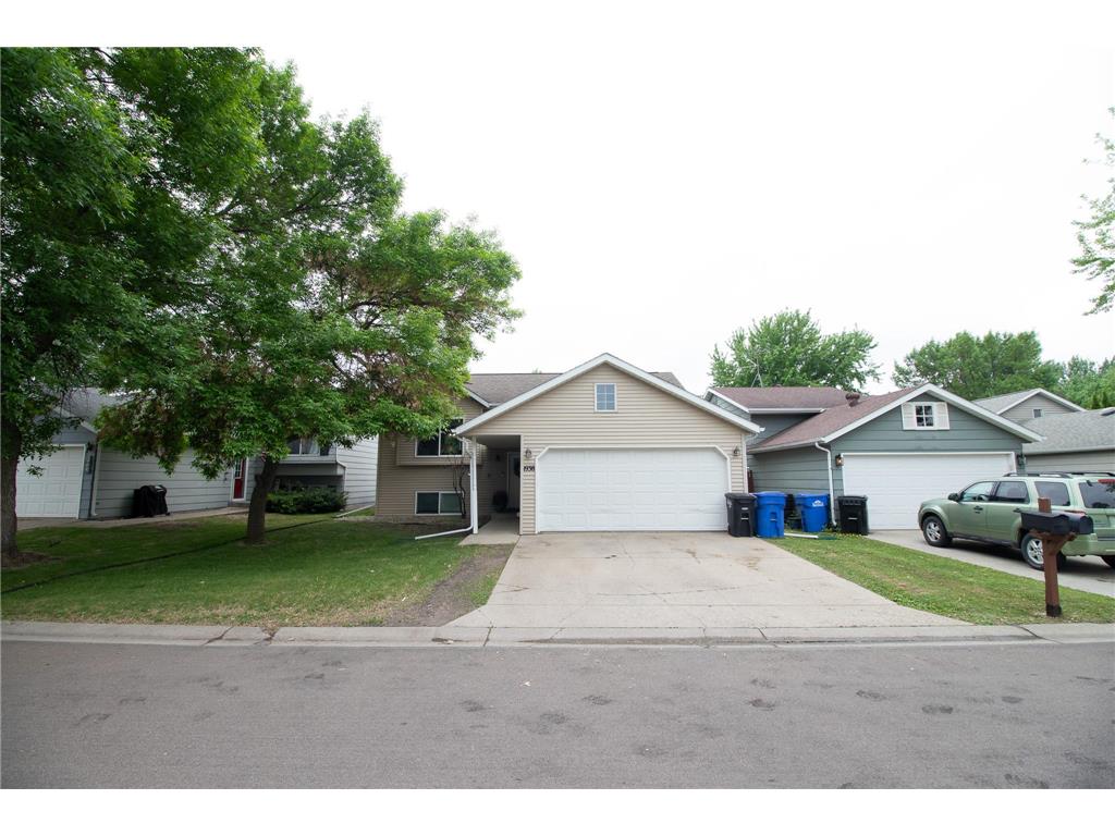 1938 53rd Avenue S Fargo ND 58104 7096011 image1