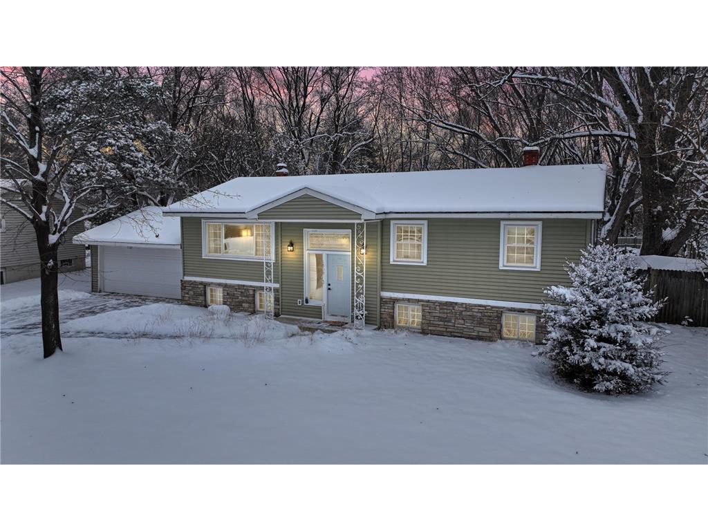 1939 Lakeaires Boulevard White Bear Lake MN 55110 6640521 image1