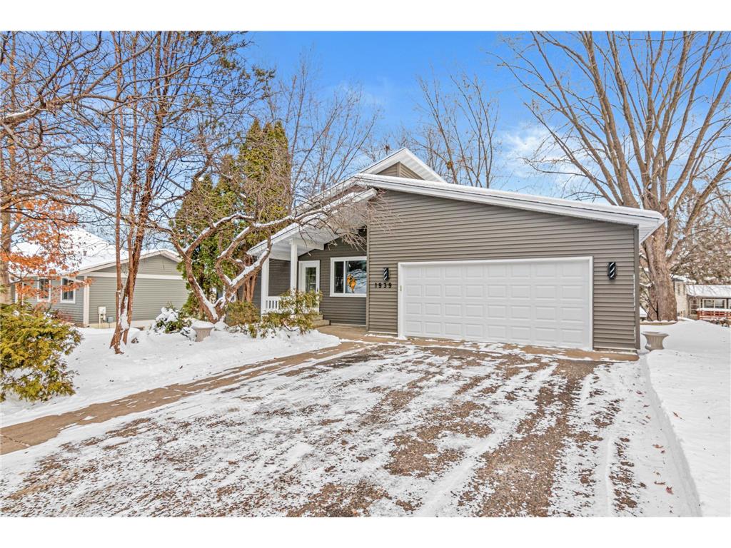 1939 Long Lake Road New Brighton MN 55112 7026269 image1