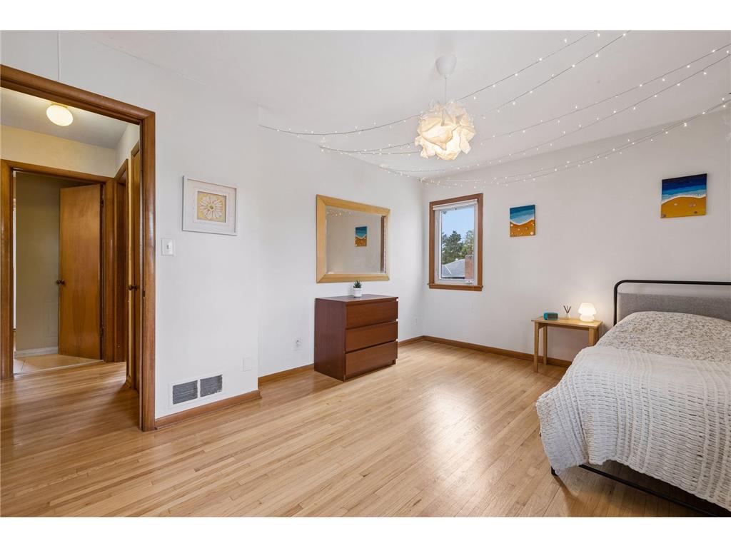 1939 Munster Avenue Saint Paul MN 55116 7063223 image30
