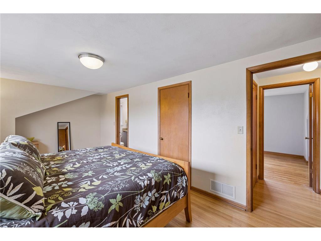 1939 Munster Avenue Saint Paul MN 55116 7063223 image37