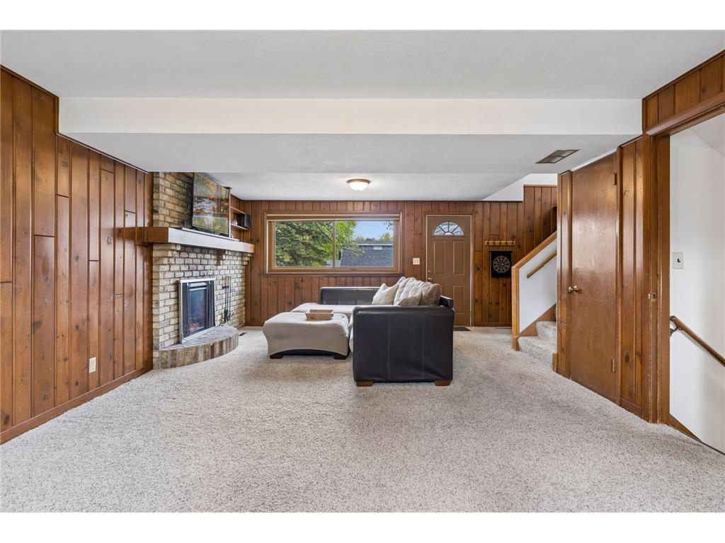 1939 Munster Avenue Saint Paul MN 55116 7063223 image43