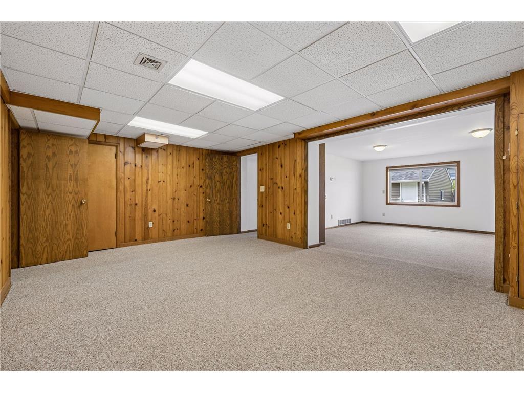 1939 Munster Avenue Saint Paul MN 55116 7063223 image48