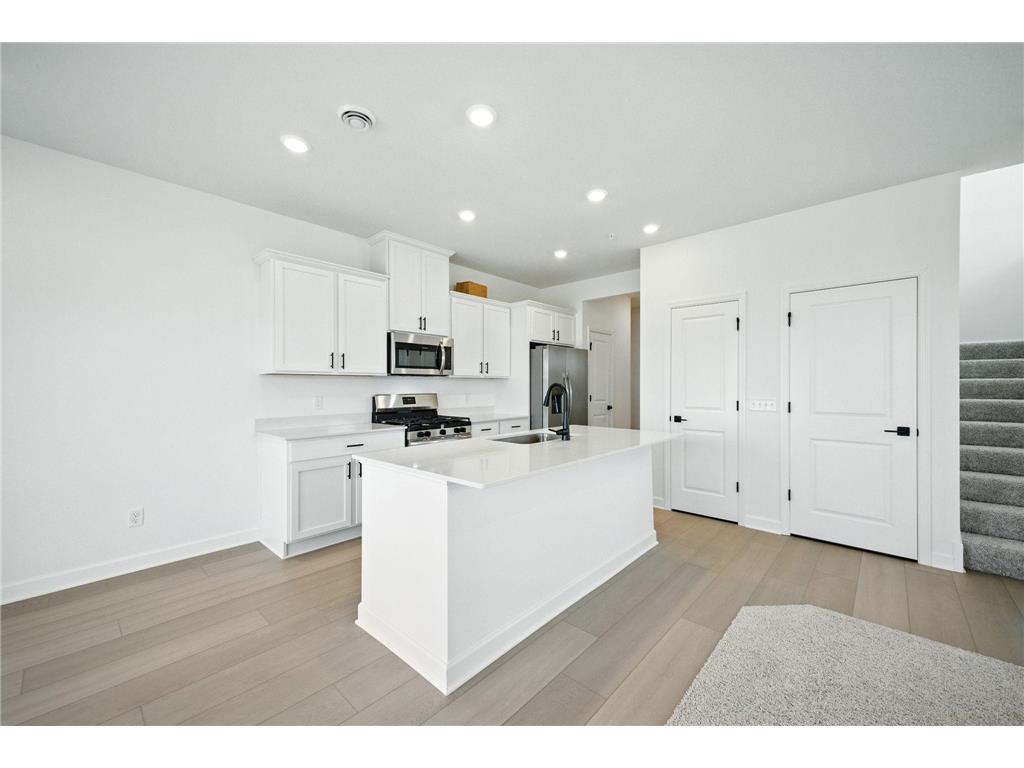 194 Huntington Drive Waconia MN 55387 7029906 image2