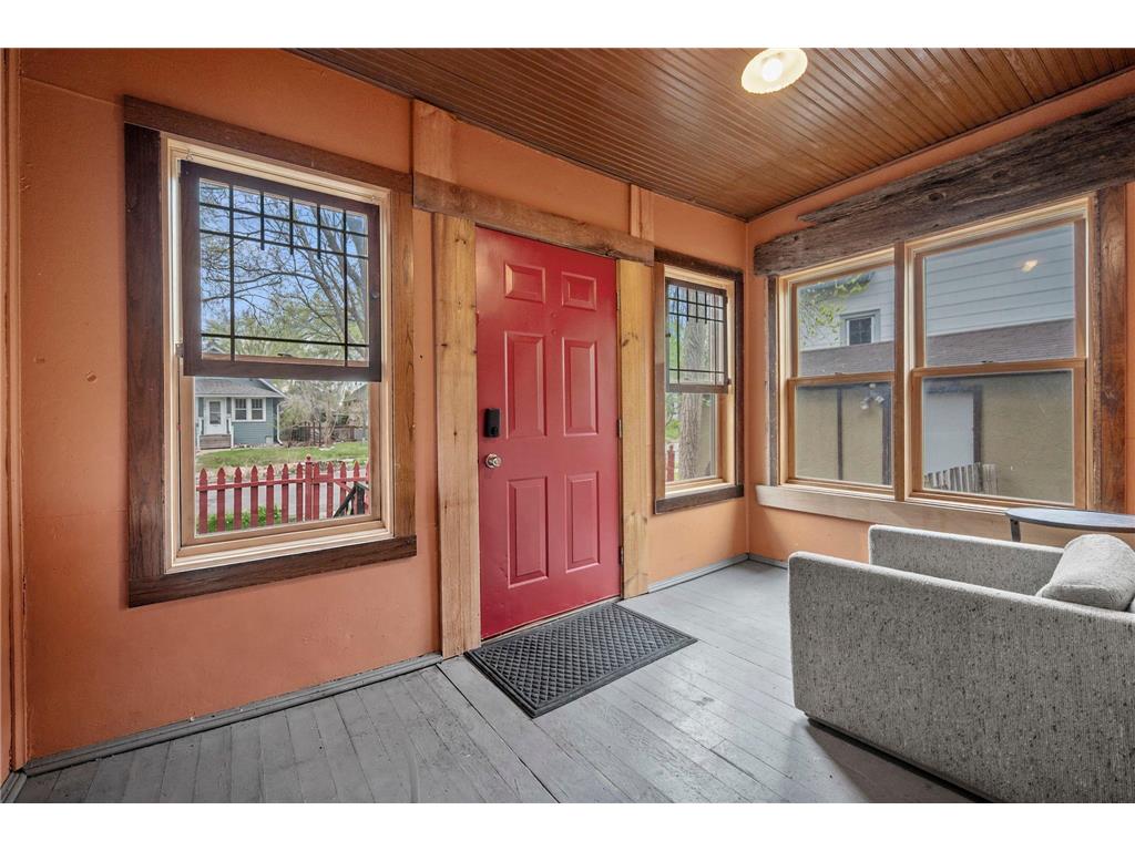 194 Logan Avenue N Minneapolis MN 55405 7068791 image16