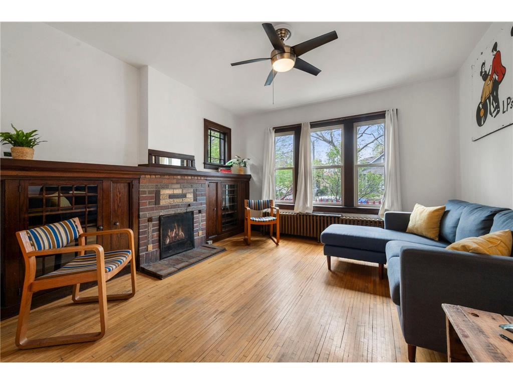 194 Logan Avenue N Minneapolis MN 55405 7068791 image2
