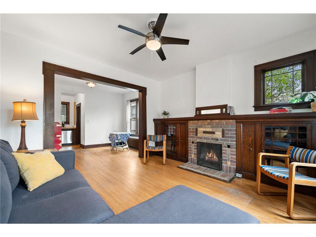 194 Logan Avenue N Minneapolis MN 55405 7068791 image3
