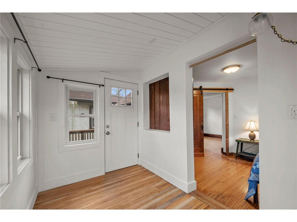 194 Logan Avenue N Minneapolis MN 55405 7068791 image33