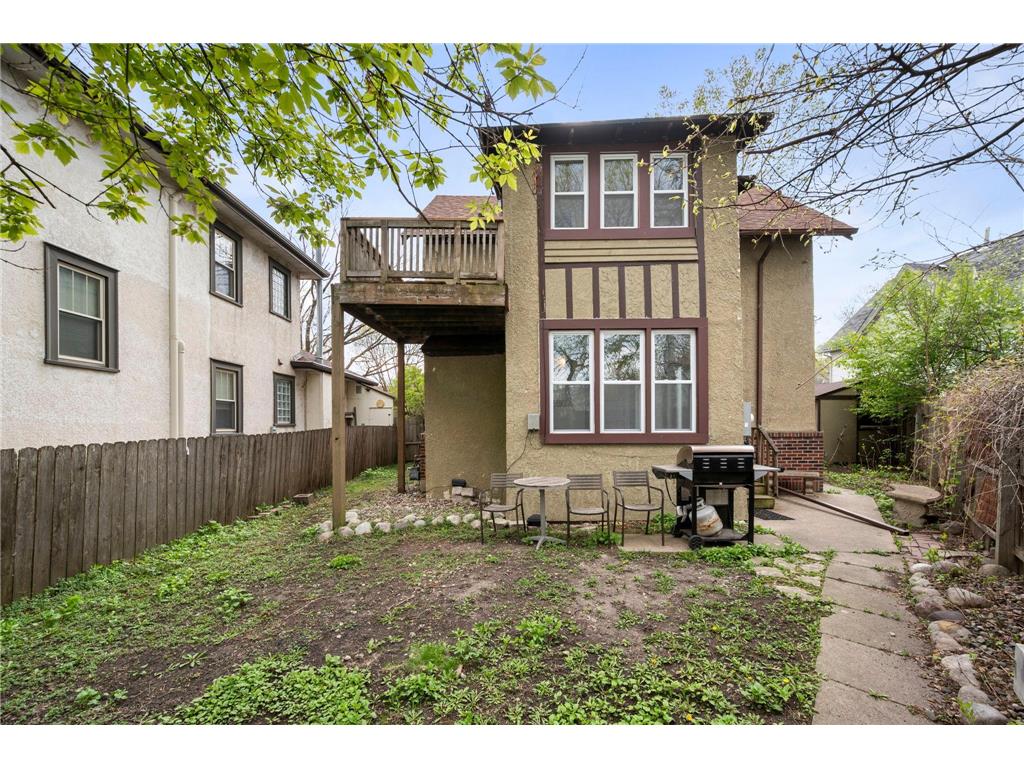 194 Logan Avenue N Minneapolis MN 55405 7068791 image43
