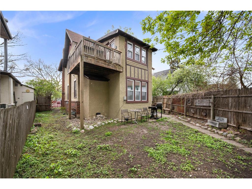 194 Logan Avenue N Minneapolis MN 55405 7068791 image44